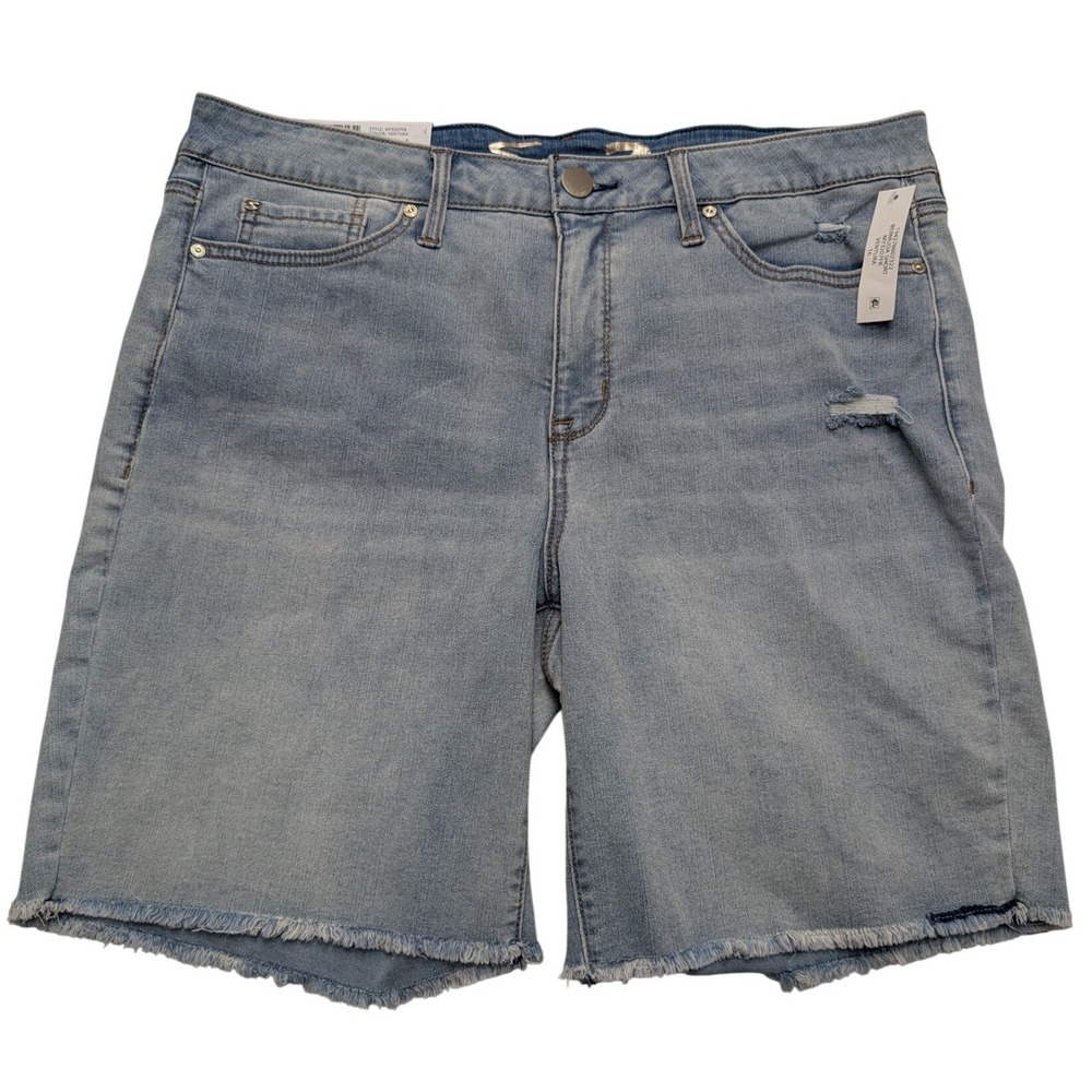NWT Seven7 Sunset Bermuda‎ Shorts Womens 16 Ventura Light Wash Stretch